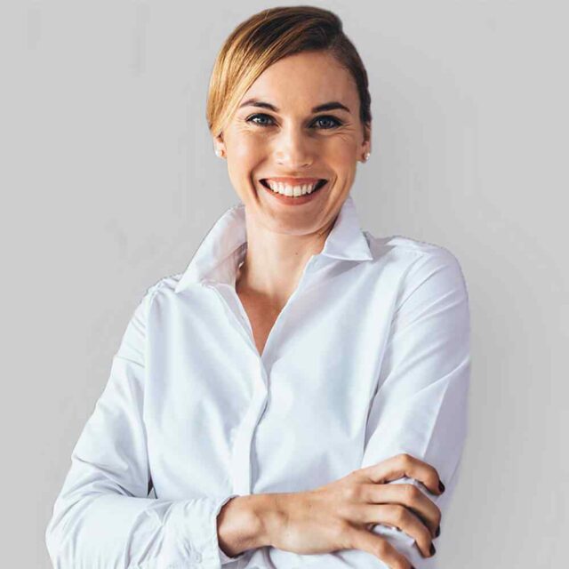 https://www.mustardtechnologyltd.com/wp-content/uploads/2019/02/team_01-640x640.jpg